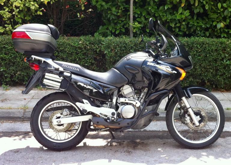 Honda Transalp 650 -  2004 - 2 700 EUR Καινούργιες - Μεταχειρισμένες Μοτοσυκλέτε