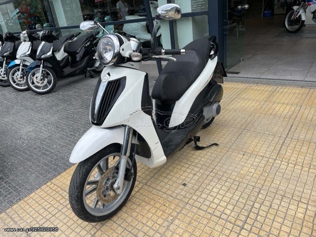 Piaggio Carnaby 300 Cruiser -  2015 - 2 200 EUR Καινούργιες - Μεταχειρισμένες Μο