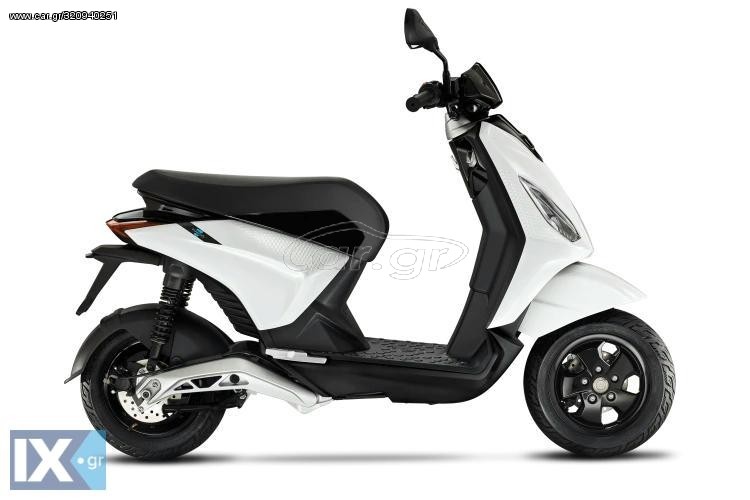 Piaggio  -  2022 - 2 750 EUR Καινούργιες - Μεταχειρισμένες Μοτοσυκλέτες