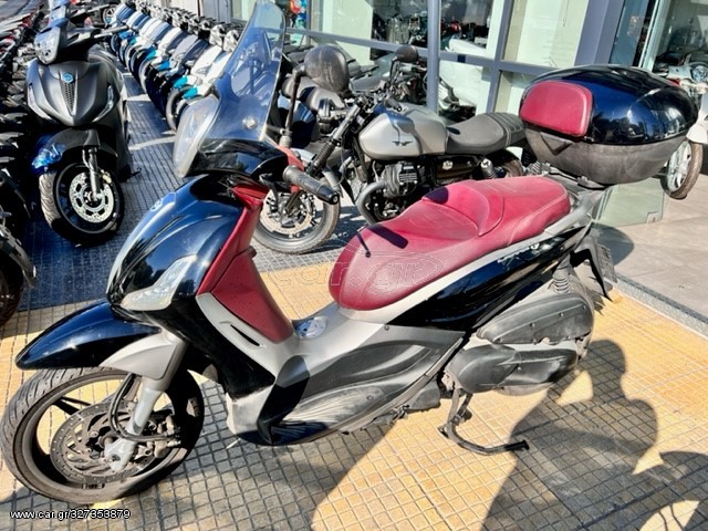 Piaggio Beverly 350 SportTouring -  2015 - 3 500 EUR Καινούργιες - Μεταχειρισμέν