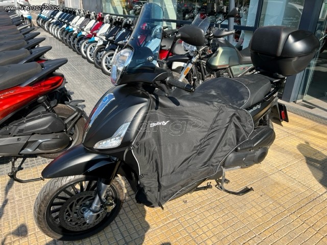 Piaggio Beverly 300 -  2021 - 4 000 EUR Καινούργιες - Μεταχειρισμένες Μοτοσυκλέτ