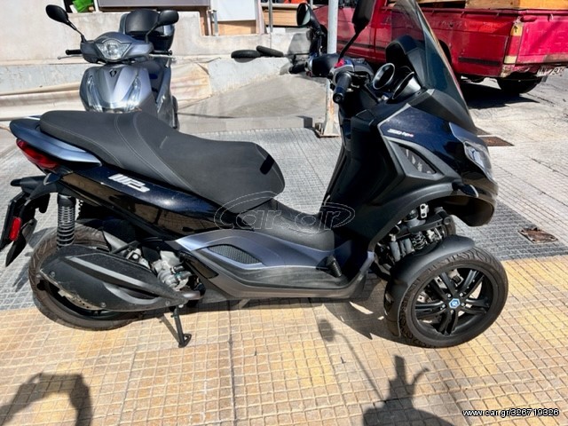 Piaggio MP3 300 -  2021 - 5 900 EUR Καινούργιες - Μεταχειρισμένες Μοτοσυκλέτες