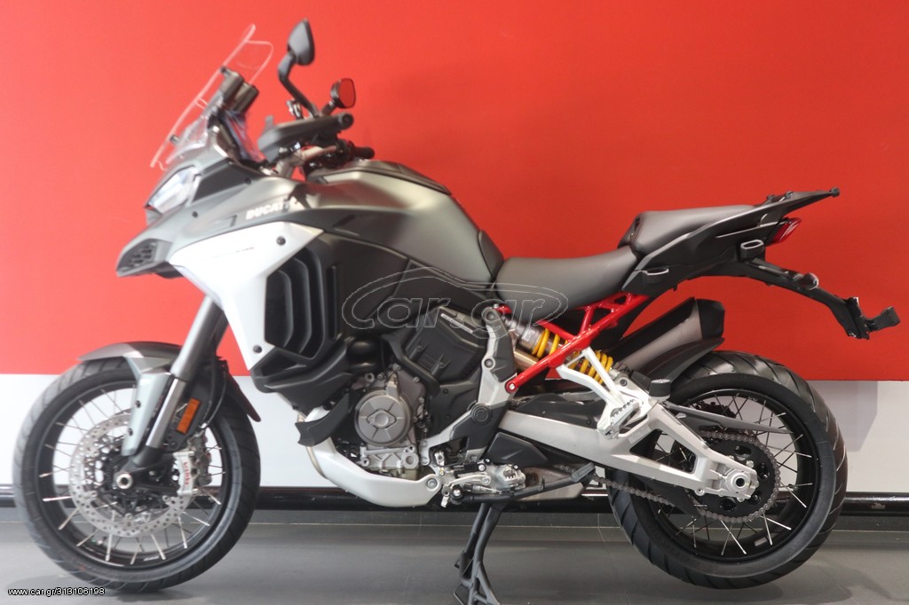 Ducati Multistrada V4 - S TRAVEL AND RADAR 2023 - 29 000 EUR Καινούργιες - Μεταχ