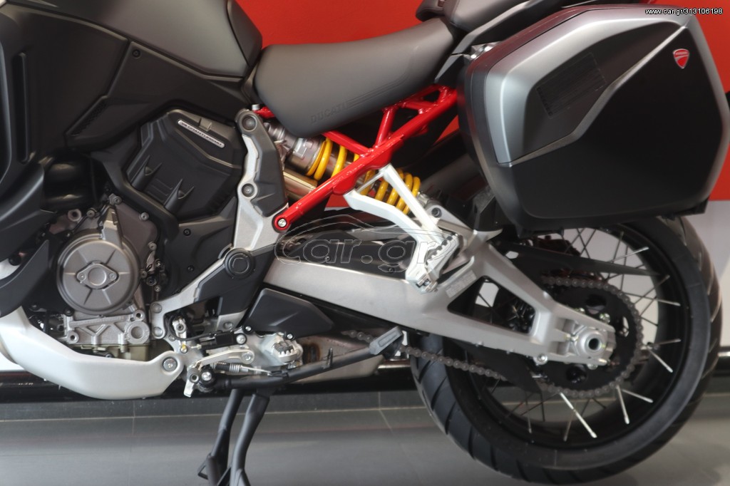 Ducati Multistrada V4 - S TRAVEL AND RADAR 2023 - 29 000 EUR Καινούργιες - Μεταχ