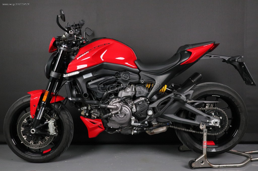 Ducati Monster - Red 2022 - 12 500 EUR Καινούργιες - Μεταχειρισμένες Μοτοσυκλέτε