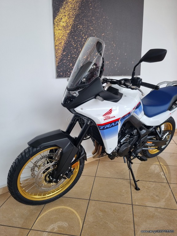 Honda Transalp - 750 2023 - 11 750 EUR Καινούργιες - Μεταχειρισμένες Μοτοσυκλέτε