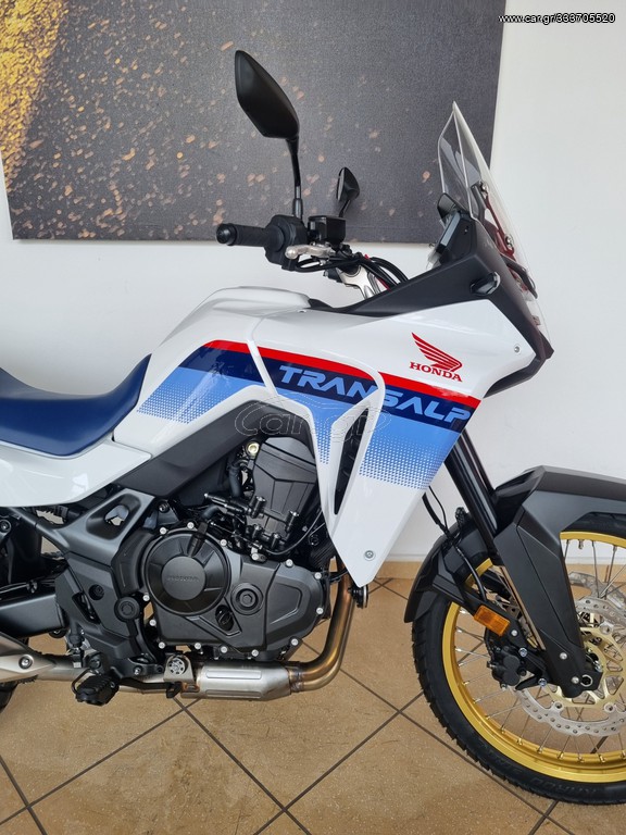 Honda Transalp - 750 2023 - 11 750 EUR Καινούργιες - Μεταχειρισμένες Μοτοσυκλέτε