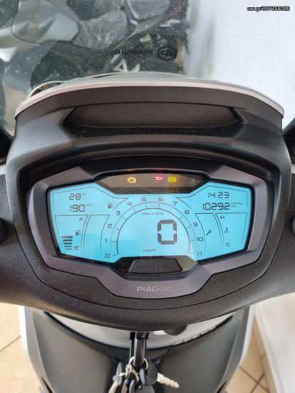 Piaggio Beverly 300i - HPE 2022 - 4 900 EUR Καινούργιες - Μεταχειρισμένες Μοτοσυ