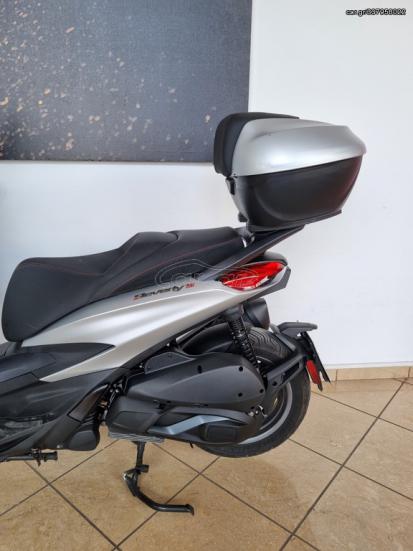 Piaggio Beverly 300i - HPE 2022 - 4 900 EUR Καινούργιες - Μεταχειρισμένες Μοτοσυ