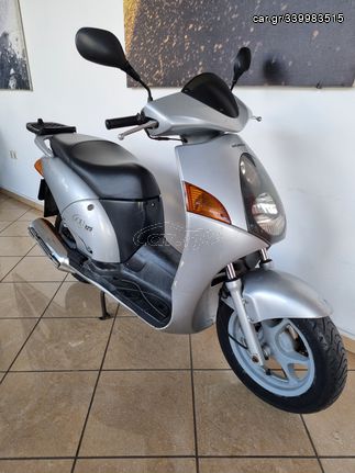 Honda NES 125 -  2001 - 1 500 EUR Καινούργιες - Μεταχειρισμένες Μοτοσυκλέτες