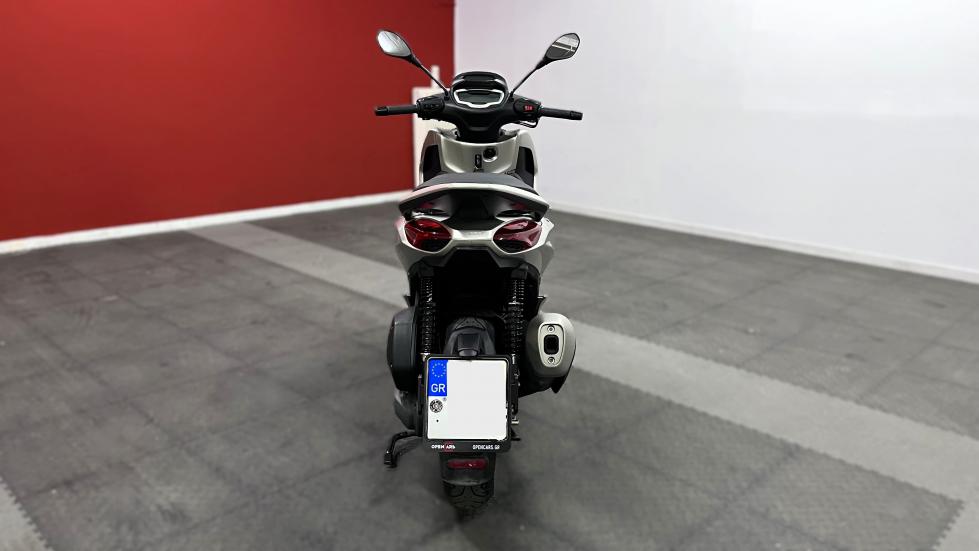 Piaggio Beverly 300 -  2021 - 4 600 EUR Καινούργιες - Μεταχειρισμένες Μοτοσυκλέτ