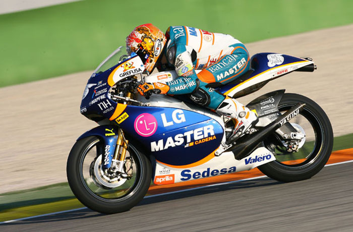 Ζημιώνεται η Aprilia από τα Moto2!