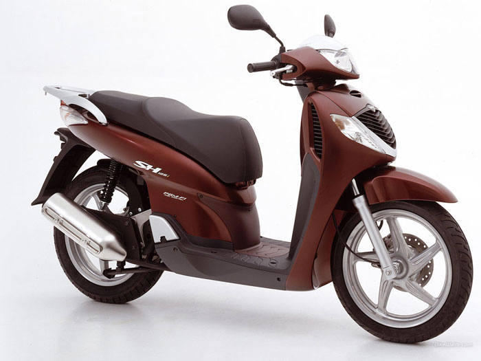 Honda SH150i.
Πέμπτο στις συνολικές ταξινομήσεις ως το Νοέμβριο.