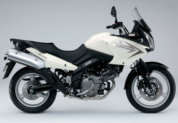 Νέα τιμή Suzuki V-Strom 650 και προσφορά πακέτου εξοπλισμού!