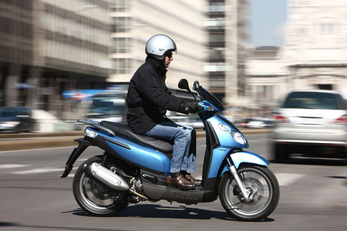 Οικονομικά scooter 100-125 κ.εκ.