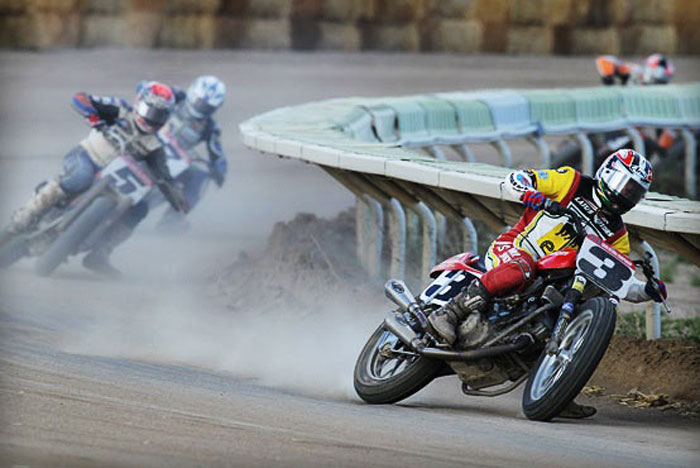 Ιστορική νίκη της Ducati!