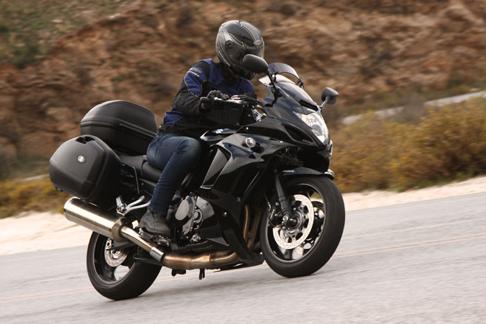 Δοκιμή: Suzuki GSX 1250 FA Travel
