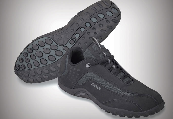 Αθλητικά παπούτσια από τη Scott