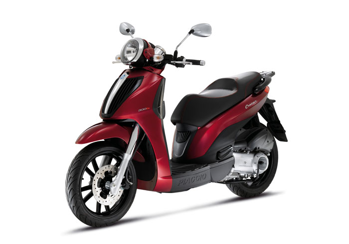 Piaggio Carnaby Cruiser 300 με όφελος 340 ευρώ!