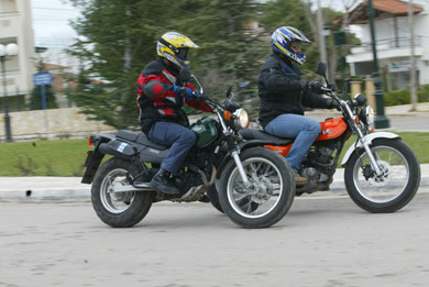 Suzuki RV 125 VanVan vs Yamaha TW 125