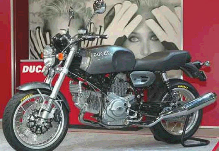 Sport classic όνειρο: Ducati GT 1000