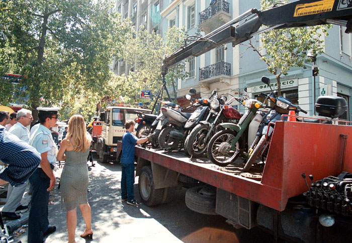 Πάλι πίσω στην ελεγχόμενη στάθμευση