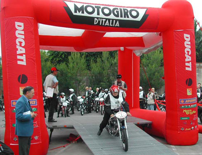 Τελείωσε ο ιστορικός Motogiro D’Italia
