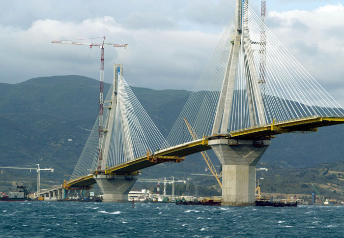 Ραντεβού πάνω από τη…θάλασσα!