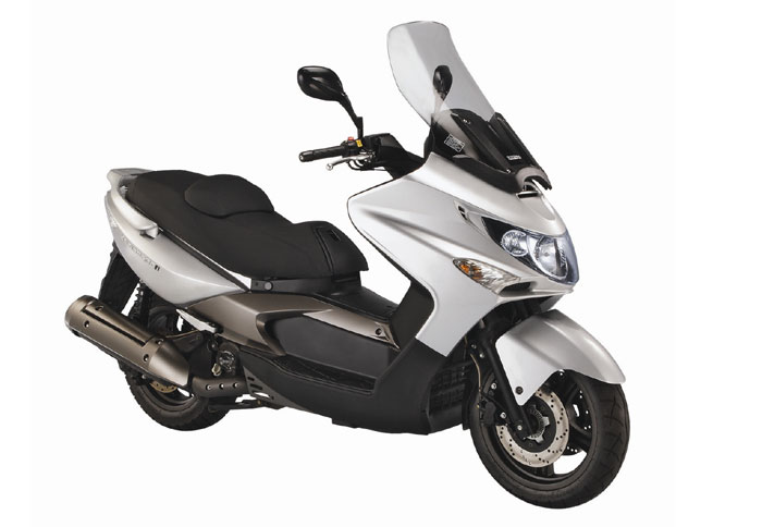 Kymco Xciting 300i 4.490 ευρώ άτοκα!