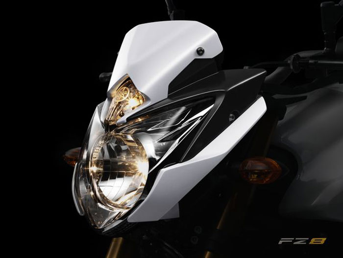 Επίσημα το Yamaha FZ8