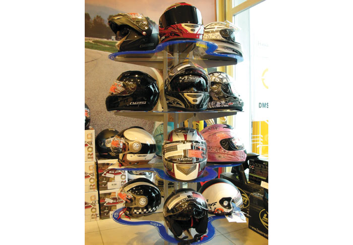 Αποκτήστε τα νέα κράνη της LS2