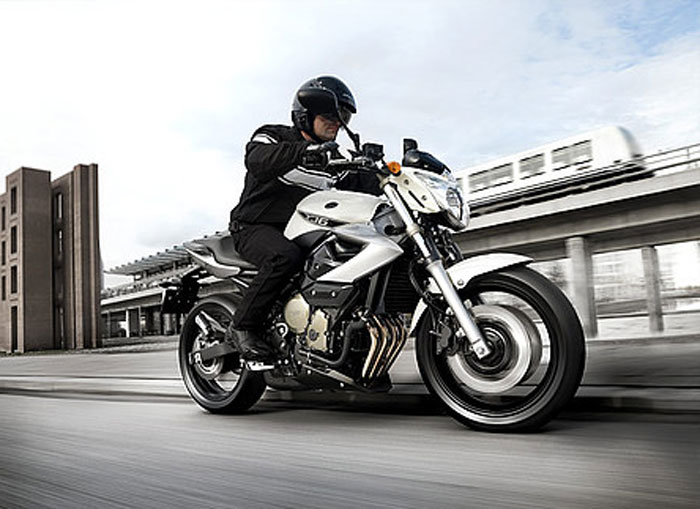 Yamaha XJ6: Πρώτες εντυπώσεις