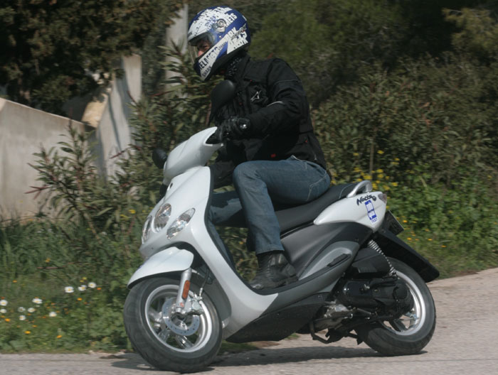 Αστικό «στολίδι» 50 κ.εκ. από τη Yamaha