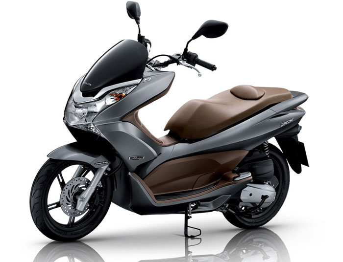 Τον Απρίλιο το Honda PCX με 2.580 ευρώ