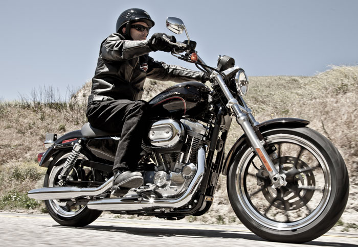 Νέα Harley Davidson Super Low