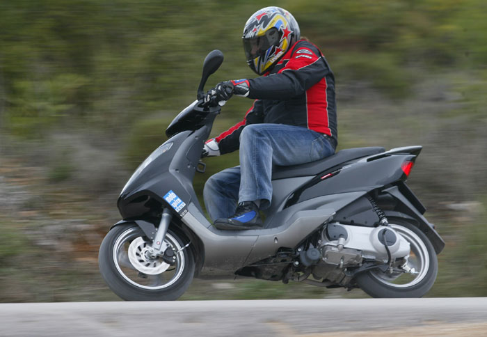 Δοκιμή: Bοulevard Derbi 125