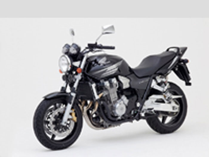 «Γυμνή» επίθεση από την Honda