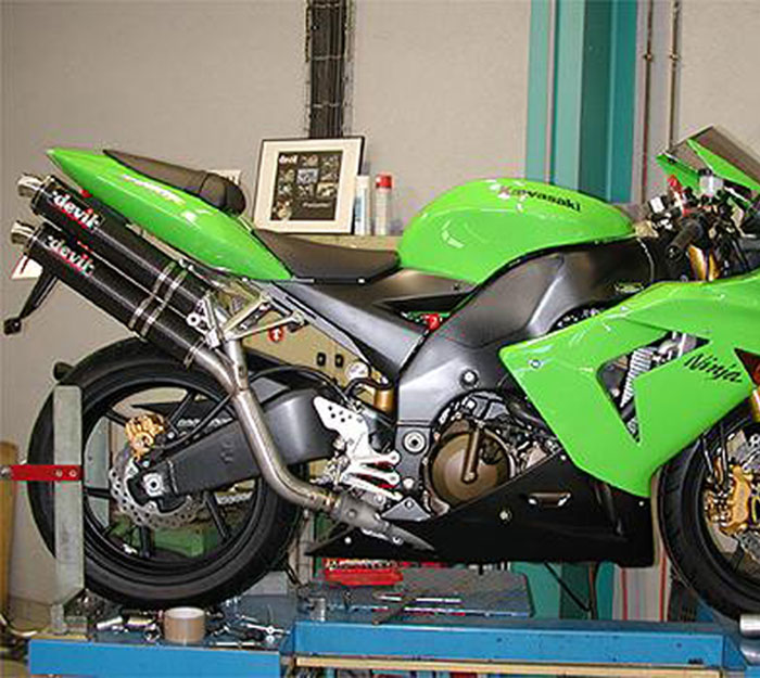 Νέες εξατμίσεις Devil με στιλ Moto GP