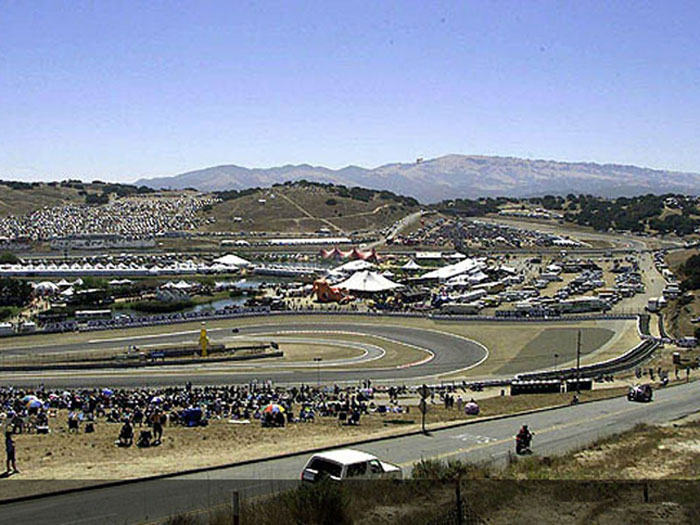 Λίφτινγκ στη πίστα Laguna Seca