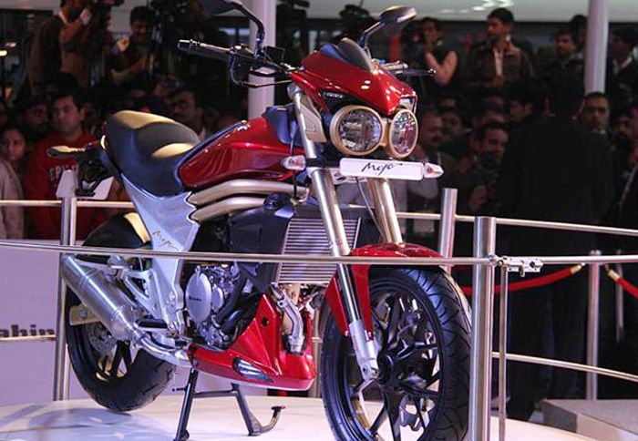 Το concept Μojo διαθέτει ψεκαστό κινητήρα 300 κ.εκ. και 26 ίππων και θα περάσει στην παραγωγή εντός του  2012.