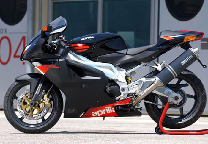 Aprilia: Με νέο V4 το 2008 στα WSBK