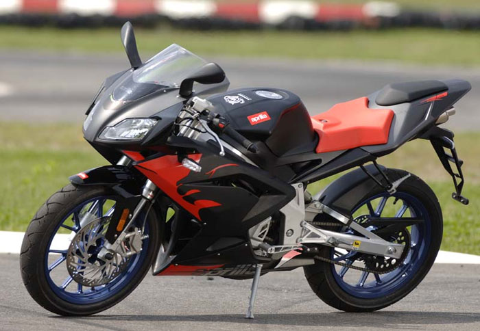 Aprilia RS/SX/RX, τα νέα 50άρια!