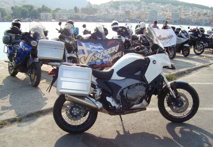 Η εταιρεία Αδελφοί Σαρακάκη Α.Ε.Β.Μ.Ε. ήταν χορηγός στη 13η Πανελλήνια Συνάντηση του Varadero Forum.