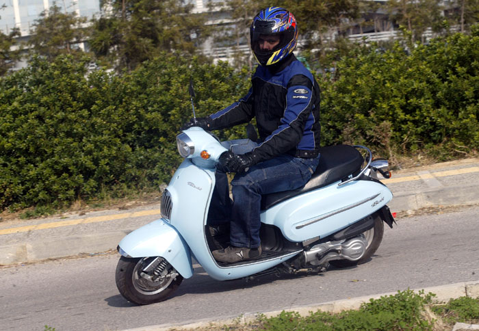 Νέο Daelim Besbi II 125