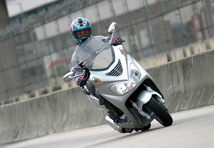 Daelim Freewing 125 με 2.690 €
