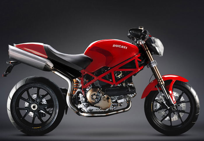 Η Ducati ετοιμάζει νέο Monster;