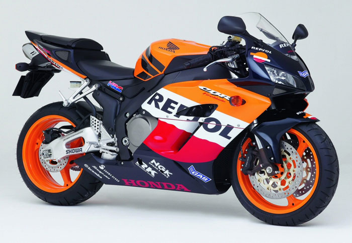 Νέο συλλεκτικό Repsol Fireblade