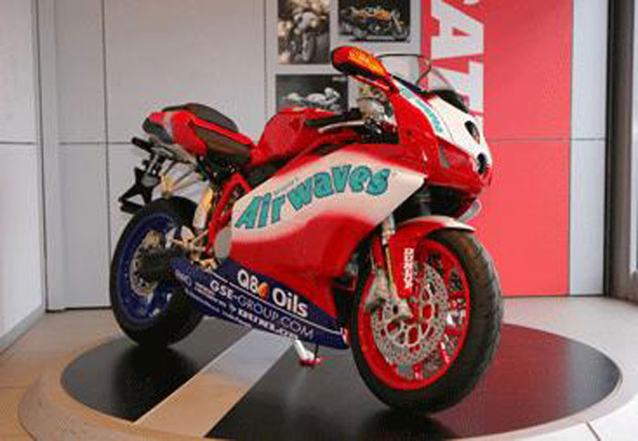Ducati: Airwaves GSE Ducati Replica