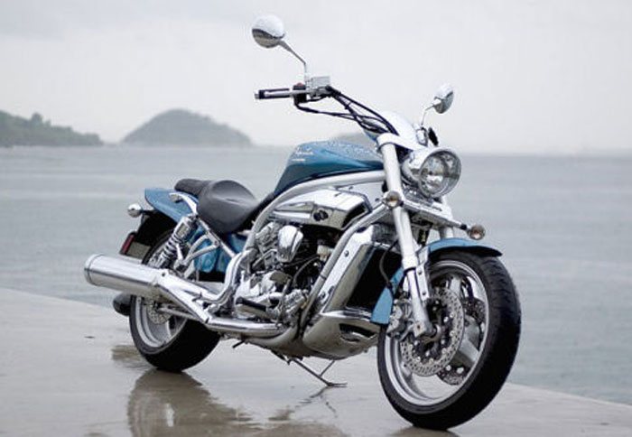 Αquila 650 Hyosung με ψεκασμό