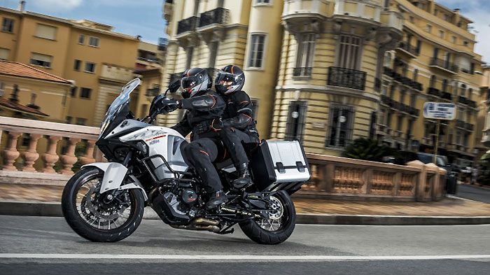 KTM 1290 Super Adventure. Exclusive, μοναδική, υψηλών απαιτήσεων και επιδόσεων, με κορυφαίο εξοπλισμό. Ποιος δεν θέλει ένα test-ride;!